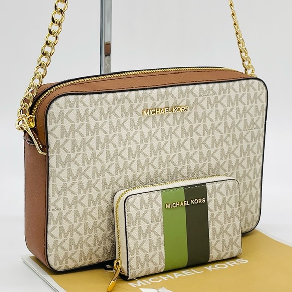 Michael Kors EW Crossbody Bag & ZA Card Case Wallet - Picture 2 of 11